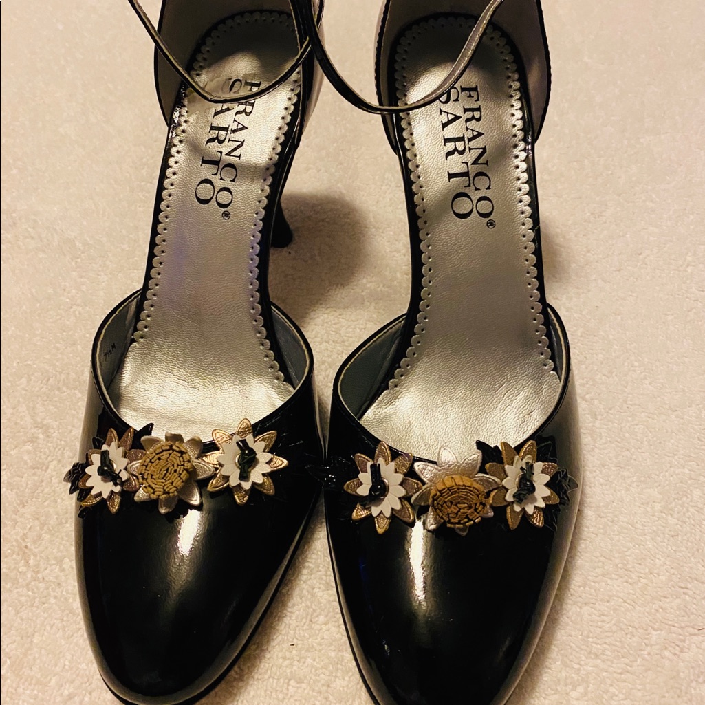 Almost Brand New Heels By Franc Sarto  Box 52